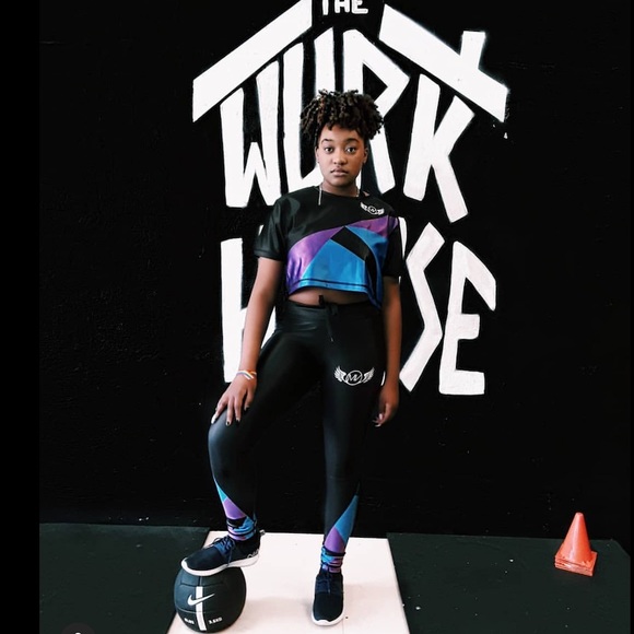 2 Piece Workout Set - Picture 1 of 3